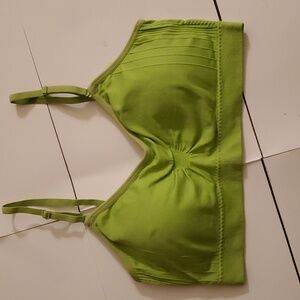 New without tags coobie green Removable pads bra size one size fits S/M